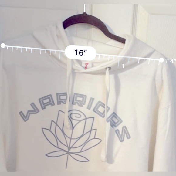 Warriors sweatshirt. White Medium. Unisex. Very soft and comfortable NEW w/o tag - Picture 5 of 6